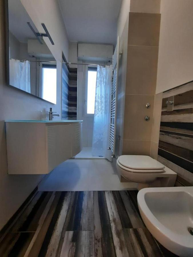 Appartement La Casa Di Penny à Monza Extérieur photo